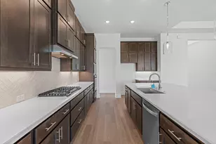 101 Uphill Dr, Liberty Hill, TX 78642 - Photo 11
