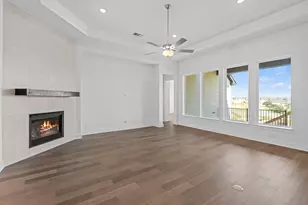 101 Uphill Dr, Liberty Hill, TX 78642 - Photo 15