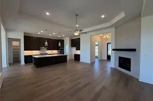 101 Uphill Dr, Liberty Hill, TX 78642 - Photo 9