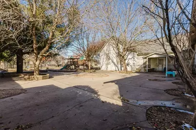 208 Farley Street, Hutto, TX 78634 - Photo 3