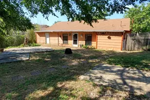 1806 Cherry Orchard Dr, Austin, TX 78745 - Photo 9
