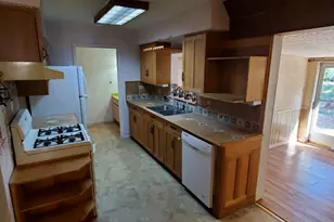 1806 Cherry Orchard Dr, Austin, TX 78745 - Photo 3