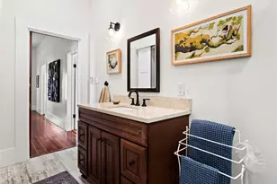 518 N Ave F, Elgin, TX 78621 - Photo 25