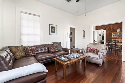 518 N Avenue F, Elgin, TX 78621 - Photo 9