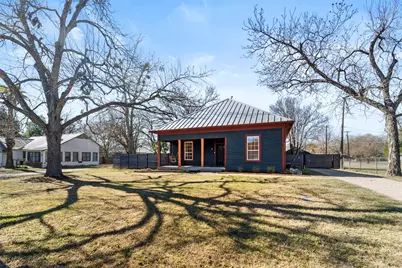 518 N Avenue F, Elgin, TX 78621 - Photo 3