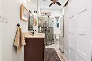 518 N Ave F, Elgin, TX 78621 - Photo 23