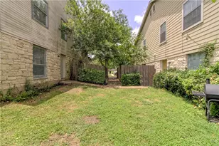 2211 Creekside Ln, Georgetown, TX 78626 - Photo 7