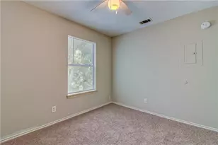 2211 Creekside Ln, Georgetown, TX 78626 - Photo 25