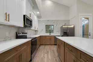 346 Nene Ln, Bastrop, TX 78602 - Photo 13