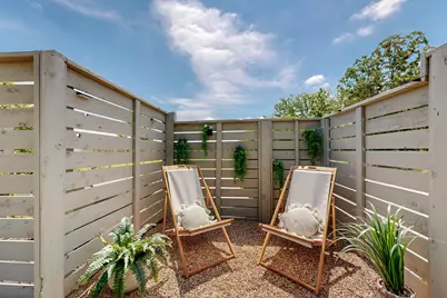 121 Breda Avenue, Bastrop, TX 78602 - Photo 37
