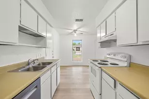 905 Fieldwood Dr, Austin, TX 78758 - Photo 11