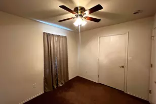 833 E Camp St, La Grange, TX 78945 - Photo 9