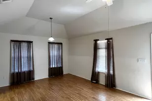 833 E Camp St, La Grange, TX 78945 - Photo 7