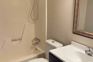 830 Ross Cir, Lockhart, TX 78644 - Photo 11