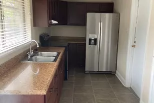 830 Ross Cir, Lockhart, TX 78644 - Photo 5