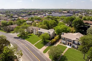 1909 Woodland Ave, Austin, TX 78741 - Photo 37