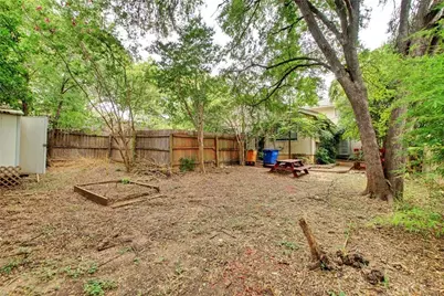 1909 Woodland Avenue, Austin, TX 78741 - Photo 17
