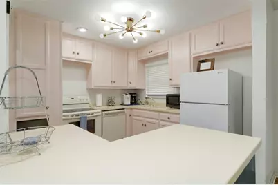 10612 Lakeside Drive, Jonestown, TX 78645 - Photo 13