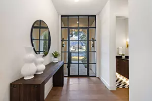 2705 Warren St, Austin, TX 78703 - Photo 3