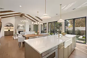 2705 Warren St, Austin, TX 78703 - Photo 13