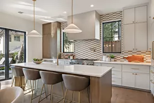 2705 Warren St, Austin, TX 78703 - Photo 11