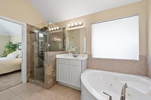 12909 Majestic Oaks Dr, Austin, TX 78732 - Photo 21