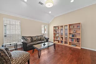 12909 Majestic Oaks Dr, Austin, TX 78732 - Photo 5