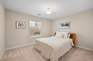 12909 Majestic Oaks Dr, Austin, TX 78732 - Photo 23