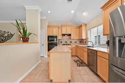 12909 Majestic Oaks Drive, Austin, TX 78732 - Photo 13