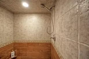 1265 E Independence St, Giddings, TX 78942 - Photo 19