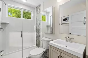 2702 Crest Ave, Austin, TX 78702 - Photo 23