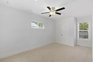 2702 Crest Ave, Austin, TX 78702 - Photo 25