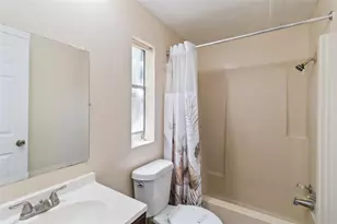 1002 Walter St, Austin, TX 78702 - Photo 17