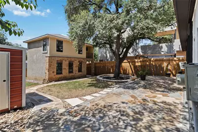 1002 Walter Street, Austin, TX 78702 - Photo 25