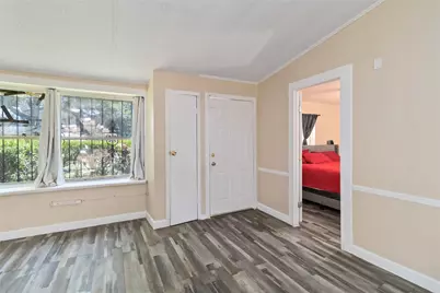 1002 Walter Street, Austin, TX 78702 - Photo 9