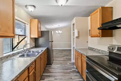 1002 Walter Street, Austin, TX 78702 - Photo 11