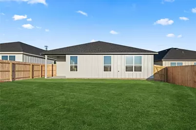 548 Gus Loop, Georgetown, TX 78626 - Photo 17