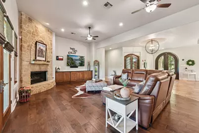 1995 County Road 103, Georgetown, TX 78626 - Photo 9