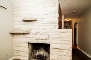2910 Hampton Rd, Austin, TX 78705 - Photo 9