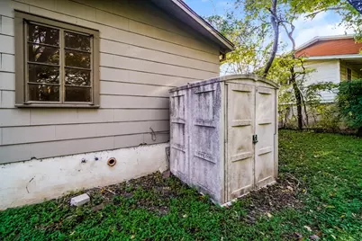 2910 Hampton Road, Austin, TX 78705 - Photo 23