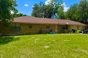 2410 N State Hwy 95 N, Bastrop, TX 78602 - Photo 15