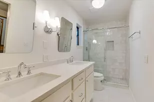 11210 Deadoak Ln, Austin, TX 78759 - Photo 15