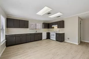 2703 Vinson Ct, Round Rock, TX 78664 - Photo 9