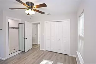 438 Forshage Blvd Blvd, Seguin, TX 78155 - Photo 13