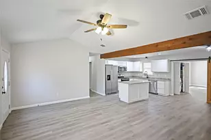 438 Forshage Blvd Blvd, Seguin, TX 78155 - Photo 9