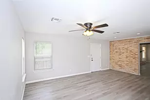 438 Forshage Blvd Blvd, Seguin, TX 78155 - Photo 23