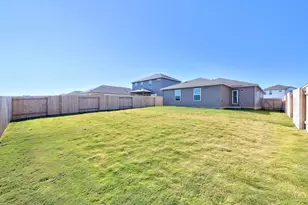 140 Honey Bee Rd, Jarrell, TX 76537 - Photo 31