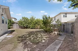 1415 Miss Allison's Way, Pflugerville, TX 78660 - Photo 37
