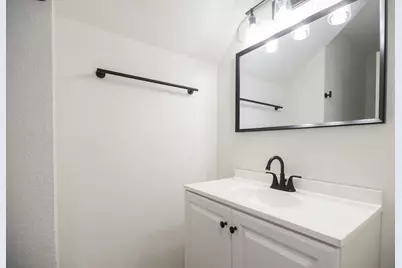 11513 Juniper Ridge Drive, Austin, TX 78759 - Photo 15
