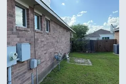6720 Cromarty Lane, Austin, TX 78754 - Photo 5